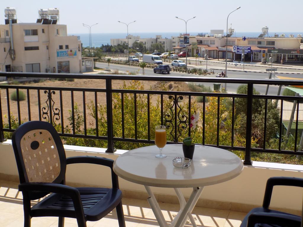 Kyriakos Court Hotel Paphos Eksteriør billede